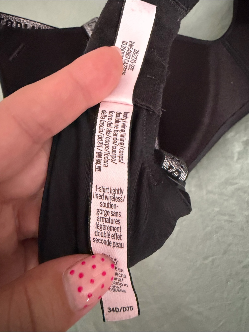 Set of 3 Lightly Lined VS Wireless Bras - Picture 5 of 11